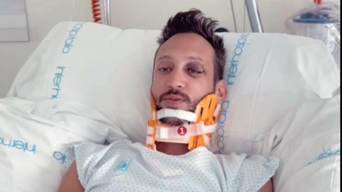 El pilot està ingressat a l'hospital.