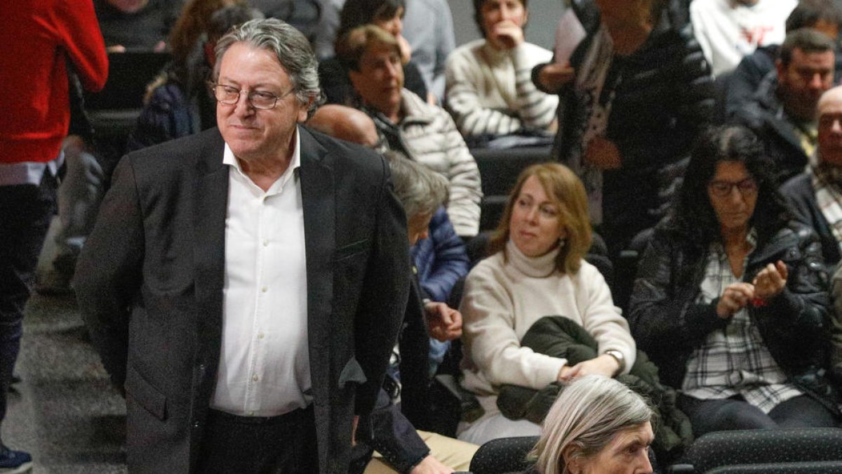 Dolsa i, en segon pla, la consellera de Movem Ordino, Bàrbara Pàmies.