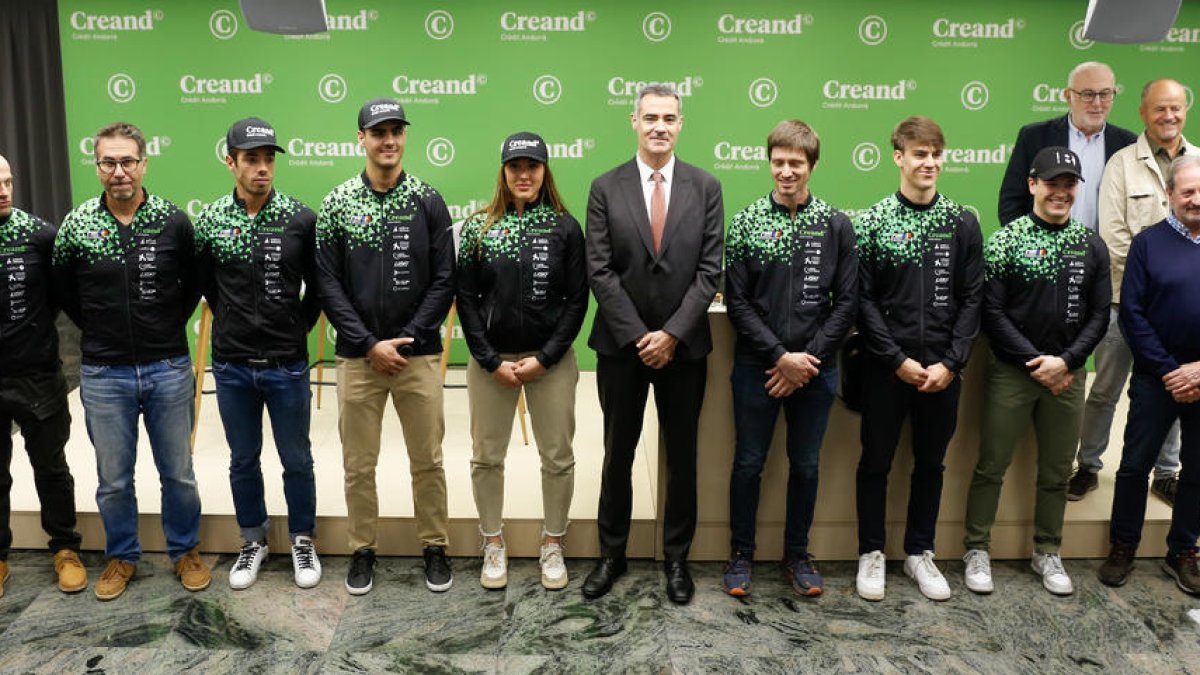 Presentació de l'equip d'esquí alpí de la FAE aquest matí