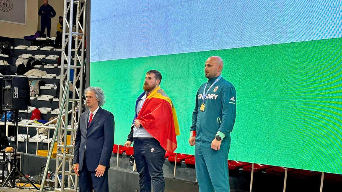 Sergi Adame, plata en categoria de 'sanda'.