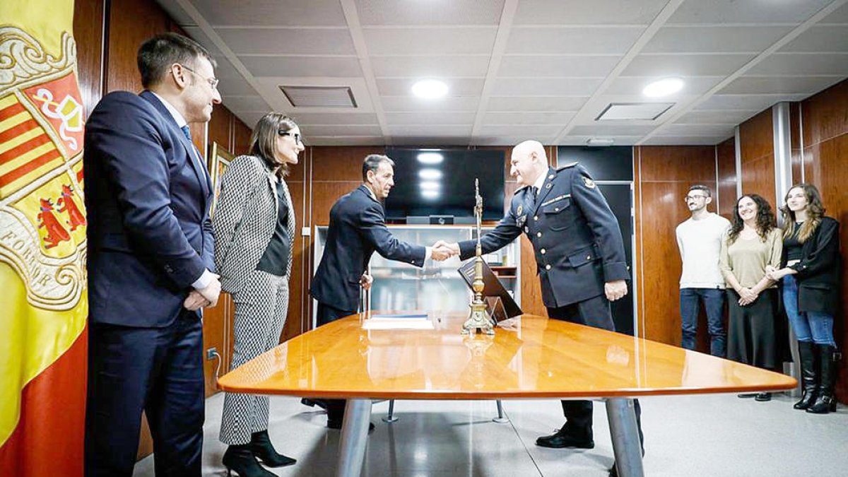 Pren possessió el nou director adjunt de la policia