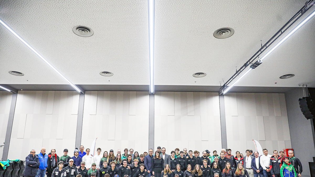 Trobada de Nadal de la FAE al Prat del Roure.