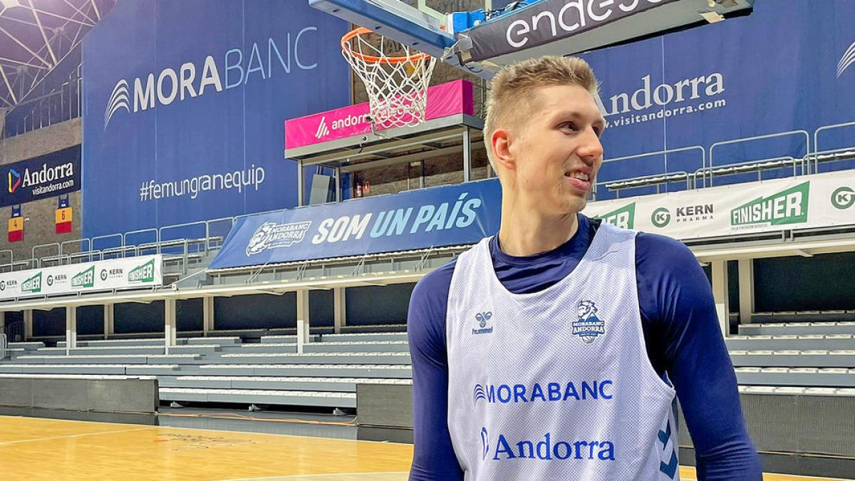Alexander Madsen, ahir a l'entrenament.