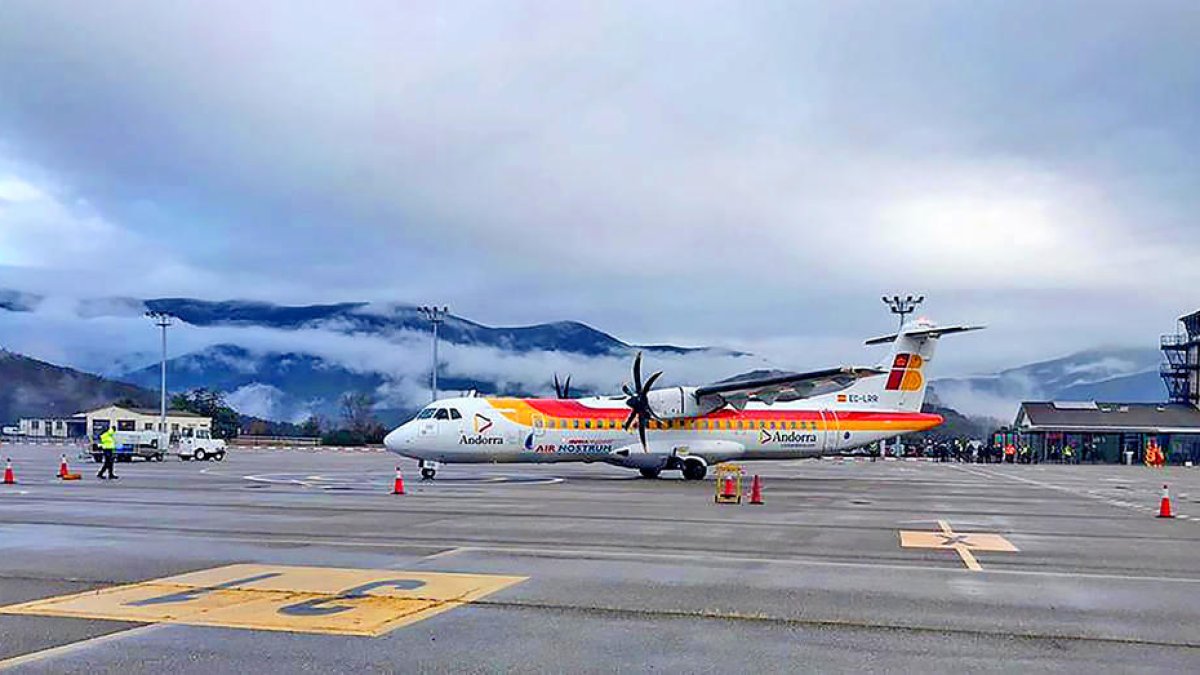 L'avió que divendres va aterrar a l'aeroport procedent de Palma.