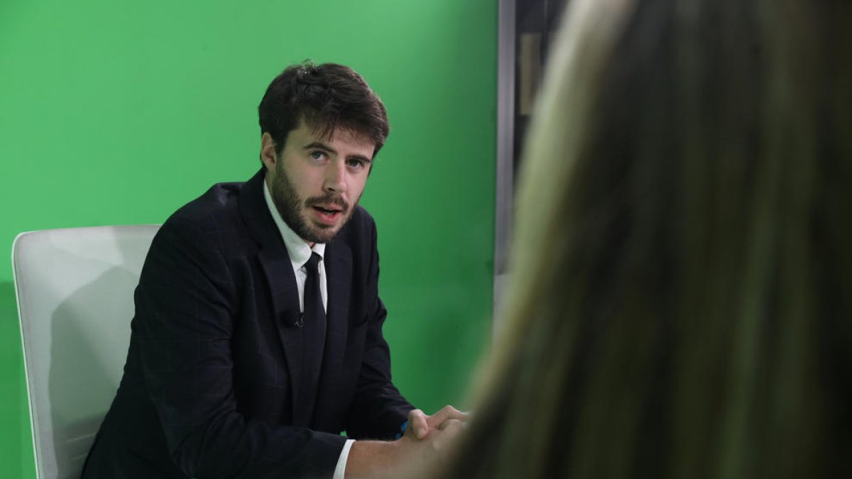 Cerni Cairat a l'estudi de Diari TV