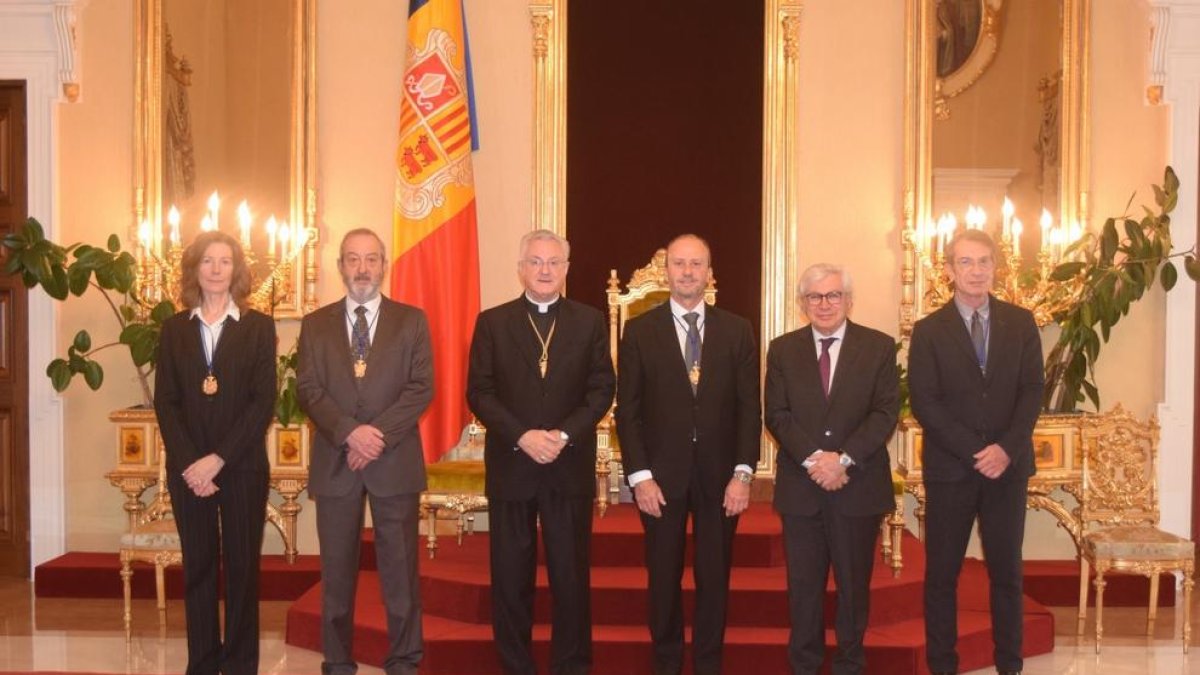 Vives i els nous membres del Consell Superior de la Justícia