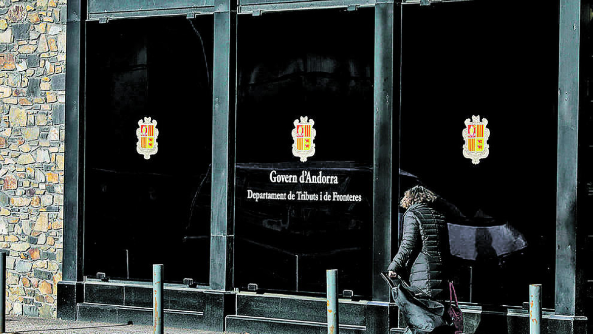 Departament de Tributs i Finances.