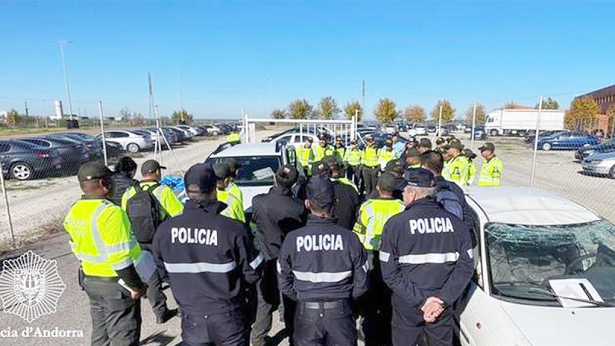 Els agents andorrans al curs sobre accidents.