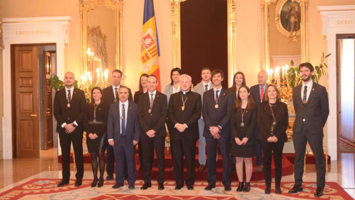 Vives demana col·laboració en habitatge als cònsols