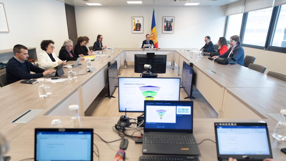 Última reunió del pacte d'estat.