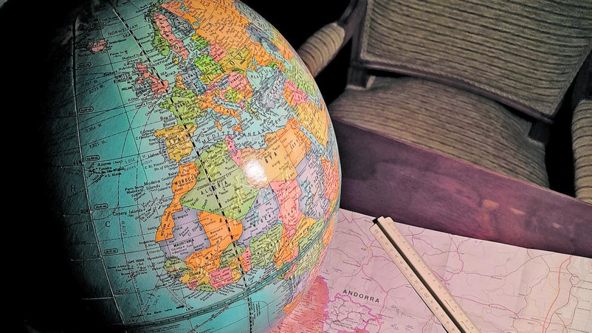 REALITZAR UN MAPA REQUEREIX UNA SÈRIE DE CÀLCULS PREVIS