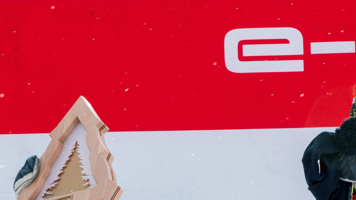 La sueca Anna Swenn Larsson va celebrar amb efusivitat la victòria.