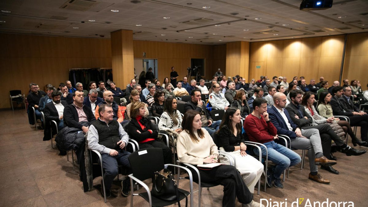Assistents a la primera jornada del procés participatiu