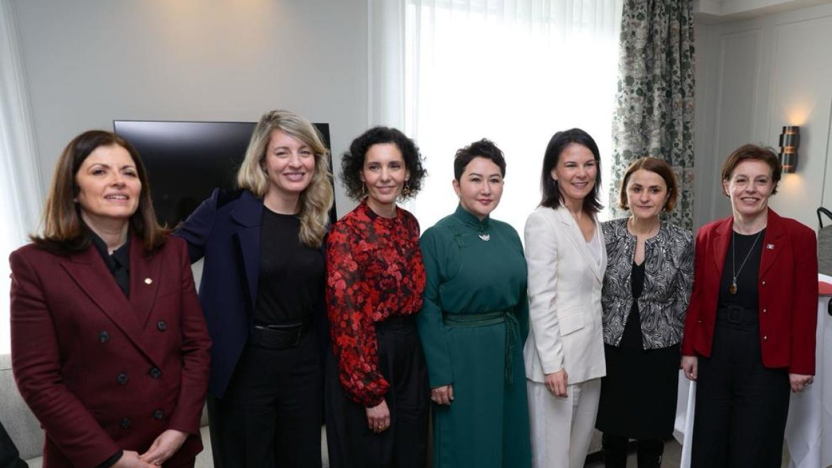 Tor amb les ministres d'Afers Exteriors