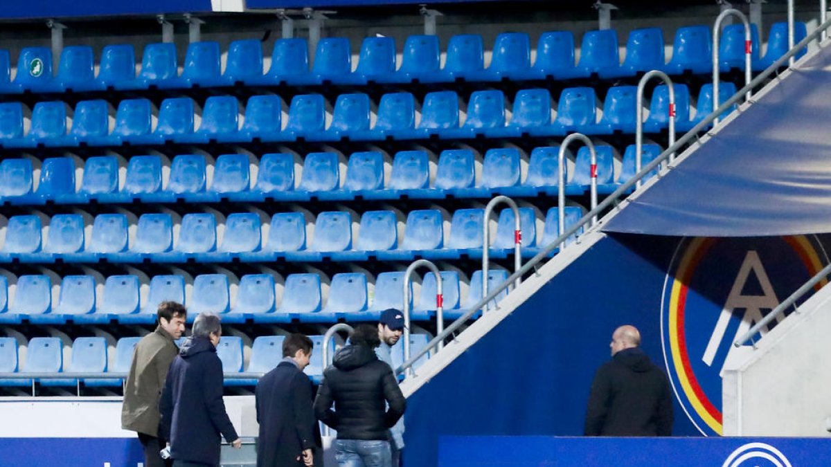 La cúpula de l'FC Andorra amb Gerard Piqué, a l'Estadi Nacional dissabte passat.