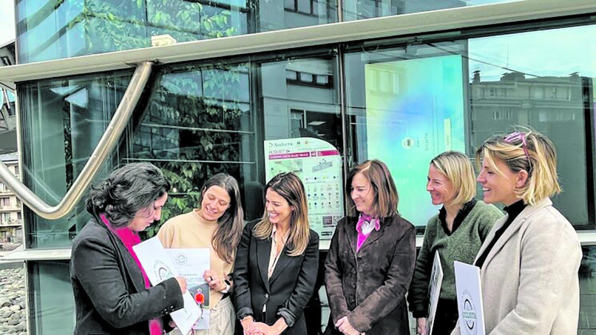 Presentació del projecte, ahir a l'oficina de turisme.