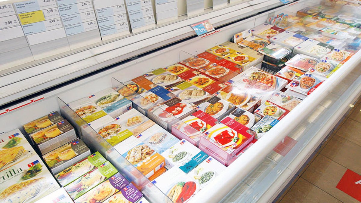 Aliments en una botiga.