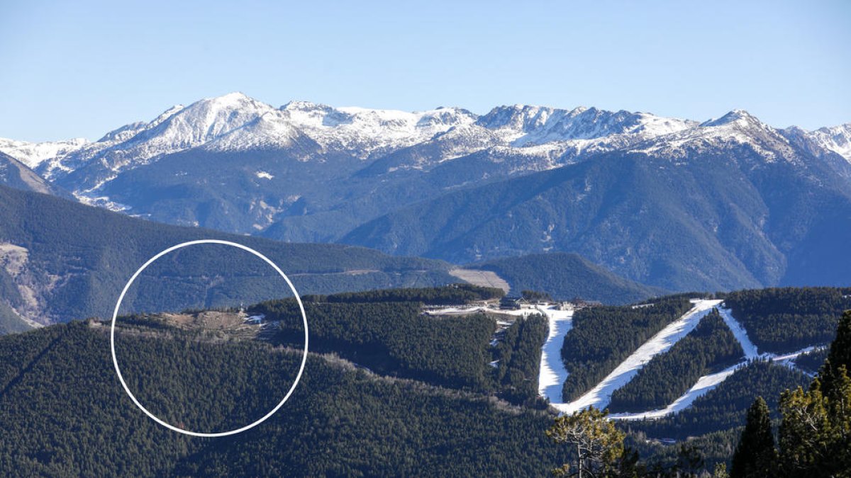 L'impacte visual de l'heliport a la Caubella.