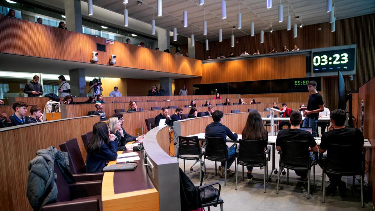 La Lliga de Debat de secundària i batxillerat es trasllada al Consell General.