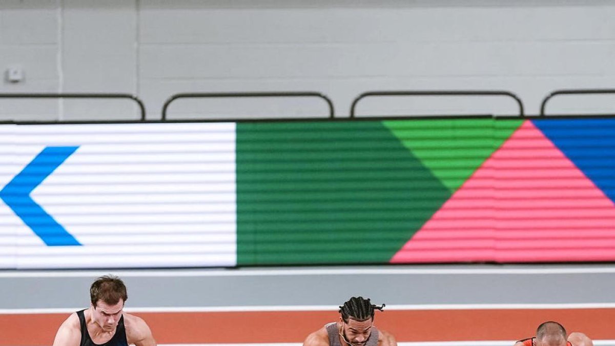 Guillem Arderiu, a l'esquerra, durant la cursa.