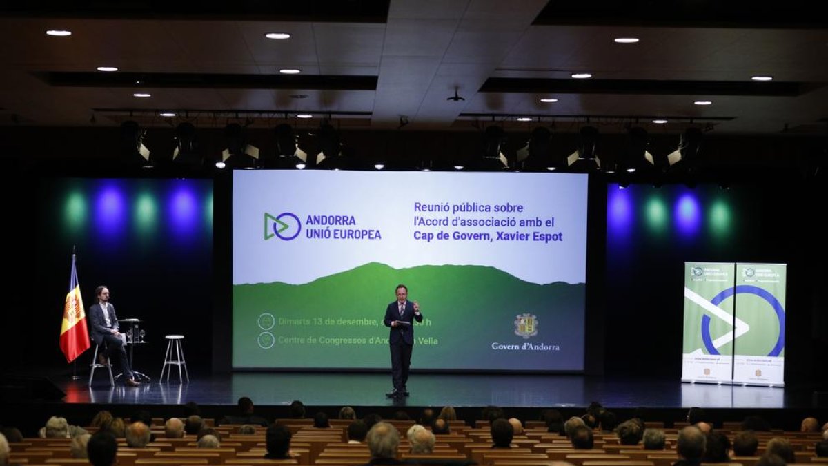 Reunió pública sobre l'acord d'associació del desembre del 2022.