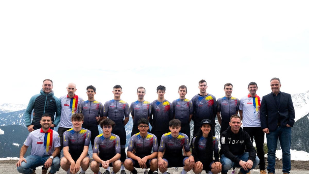 Els equips de la federació, ahir a Pal.