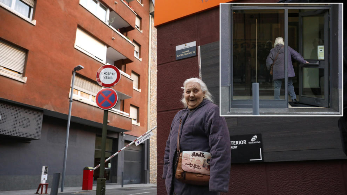 Isabel Ruiz davant de la que era casa seva