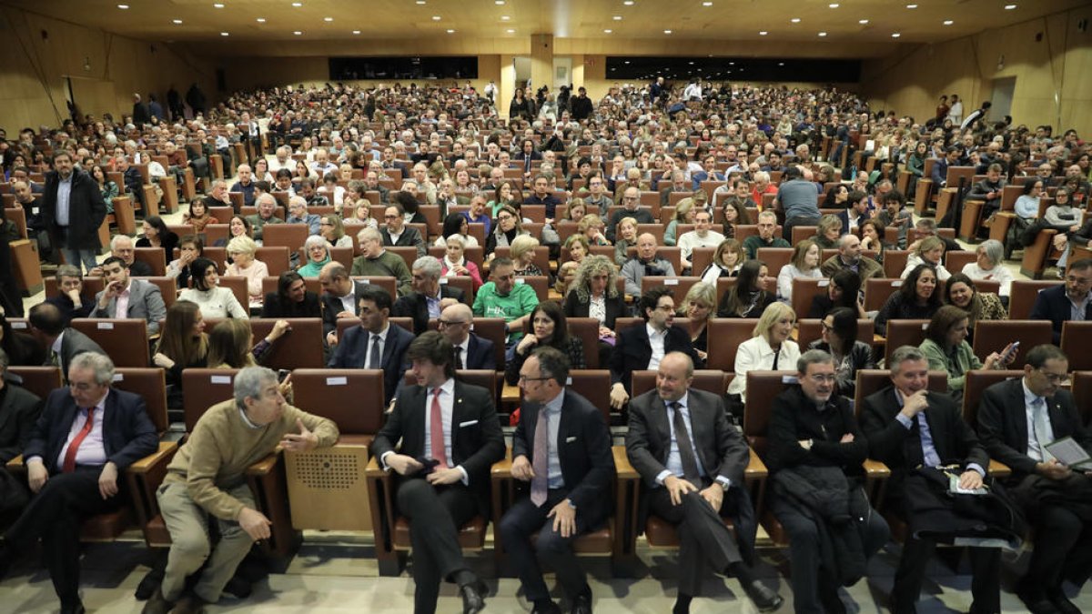 El Centre de Congressos es va omplir per seguir l'acte sobre l'acord d'associació amb la UE
