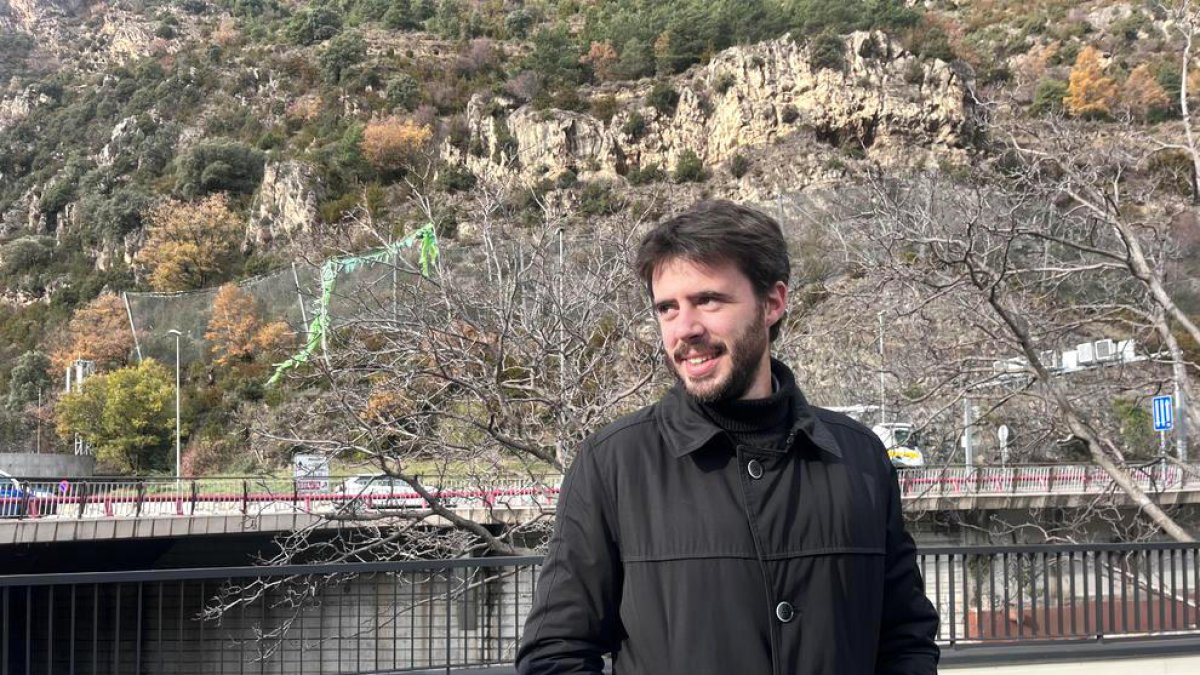 El cònsol major, Cerni Cairat.