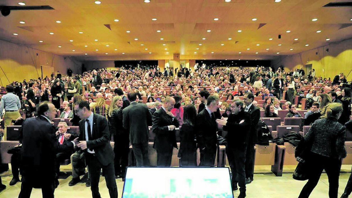 La primera reunió de la campanya pel pacte amb la UE