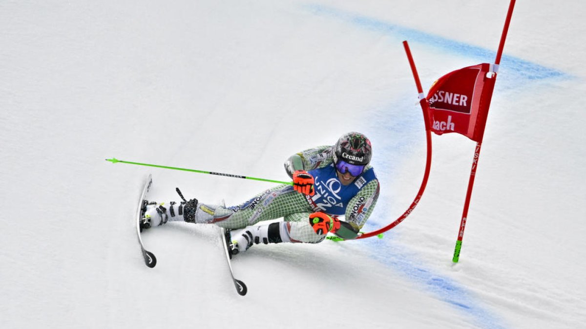 L'andorrà baixant la primera mànega