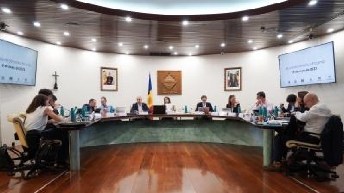 Els cònsols majors i menors de totes les parròquies en la segona reunió de cònsols celebrada aquest dimarts