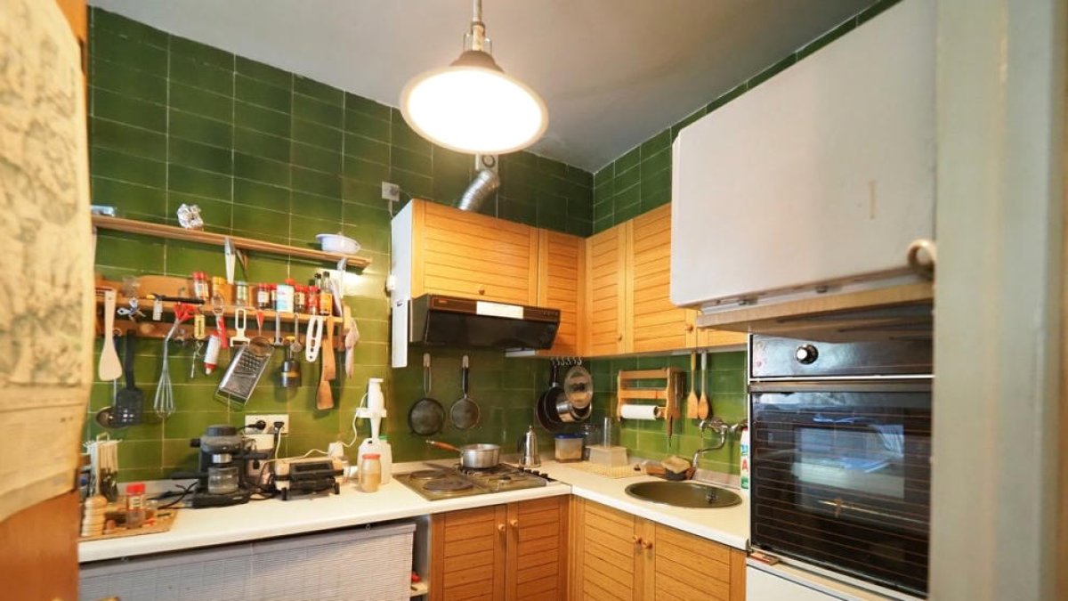 Una fotografia de l'interior del pis difosa a la web de la Cambra de saig.