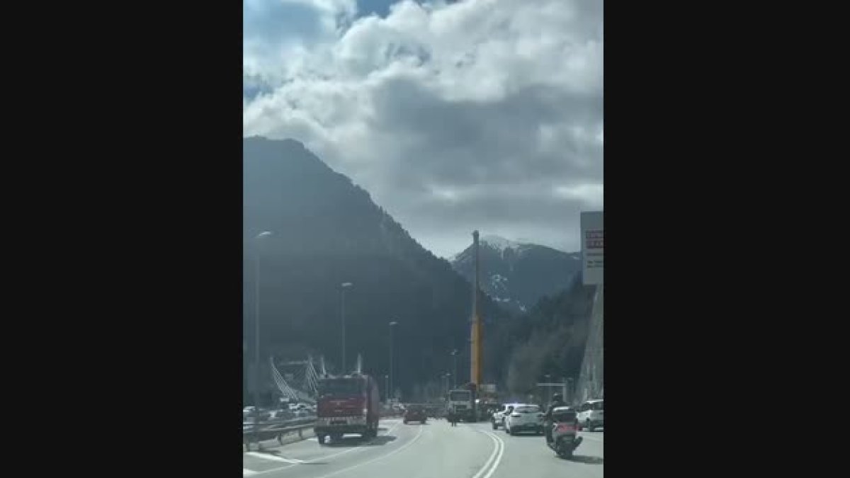 Els operaris treballant a la zona de l'accident