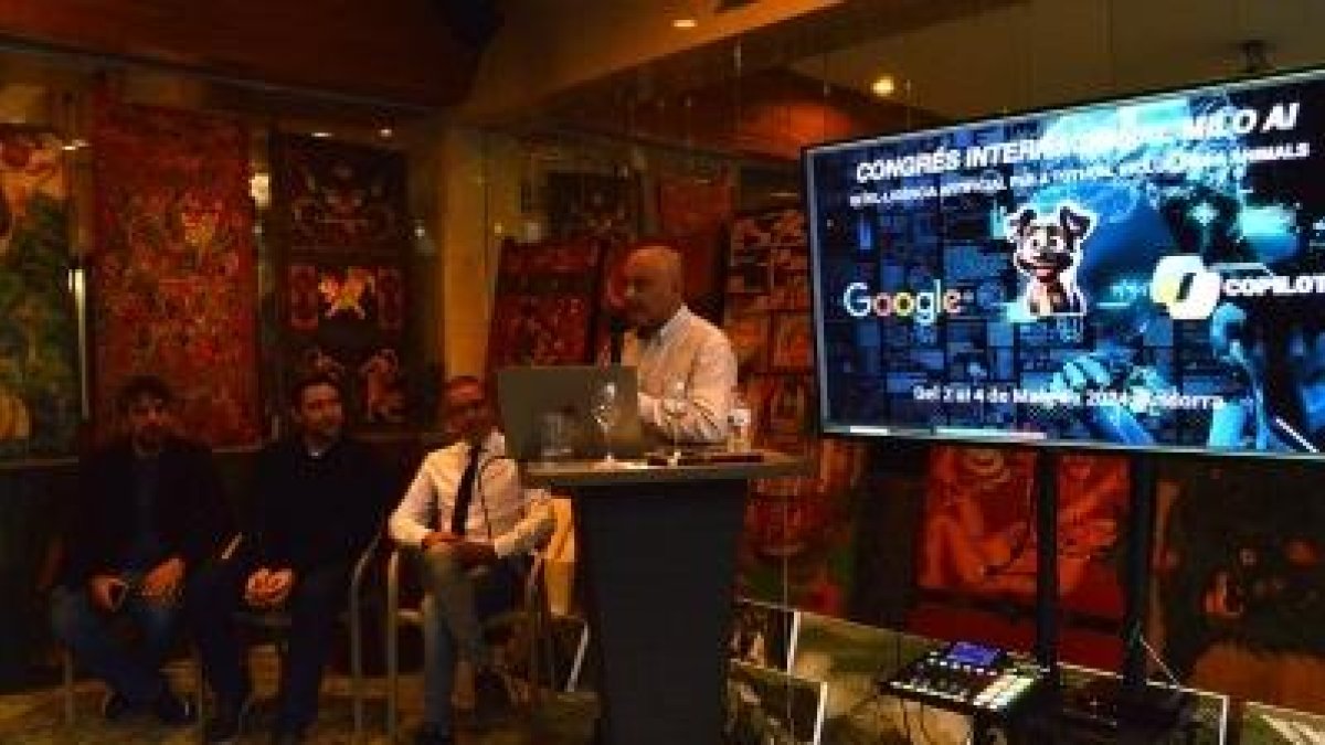 Un moment de la presentació del congrés internacional Milo AI.
