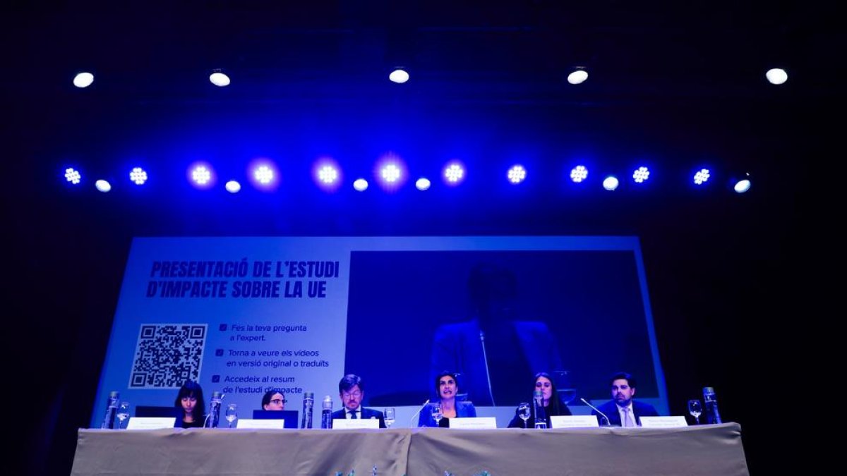 Els ponents de la presentació de l'estudi d'impacte sobre la UE d'Andorra Endavant.