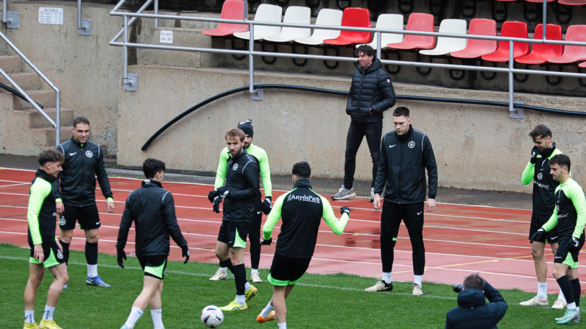 El tècnic Ferran Costa, alliberat, entrenarà avui l'FC Andorra