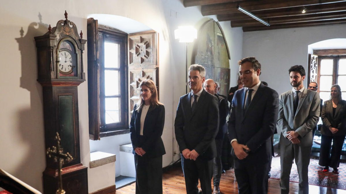 Aouraghe, Capella i Pintos prenent possessió del càrrec