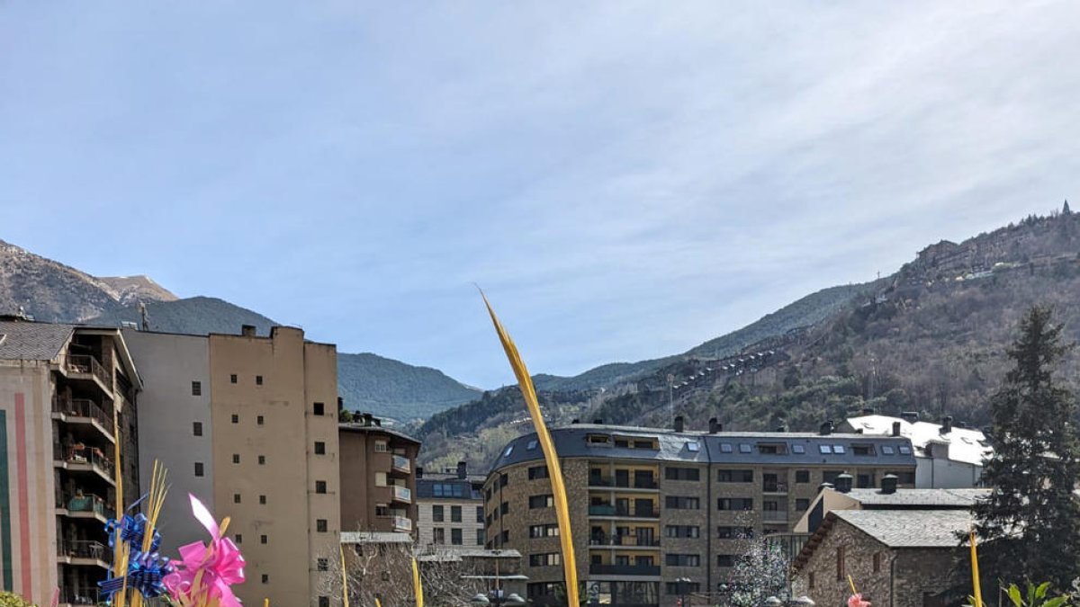 La celebració de Diumenge de Rams a Sant Julià de Lòria.