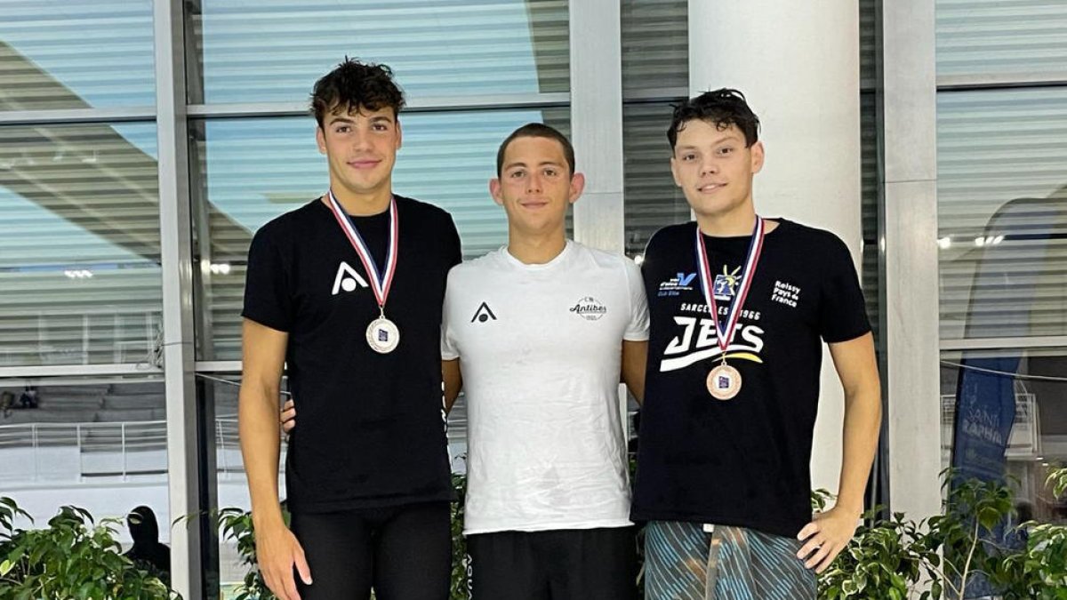 Teixeira al campionat de primavera de natació de la Regió Sud a  Saint-Raphaël, França