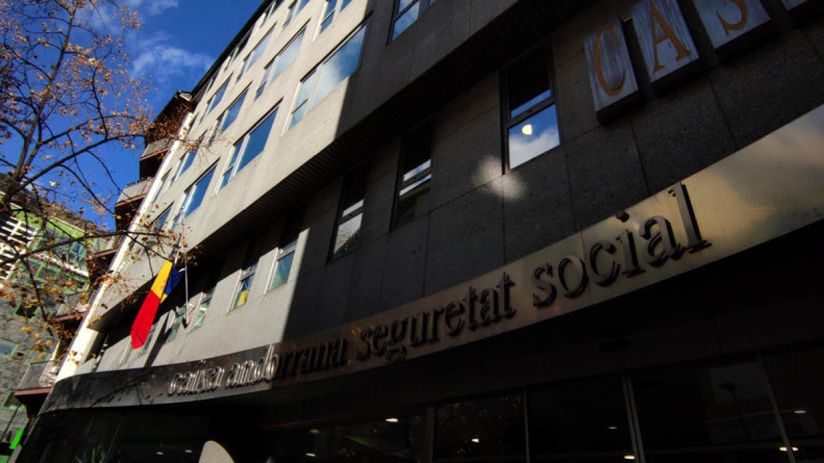 La façana de la CASS.