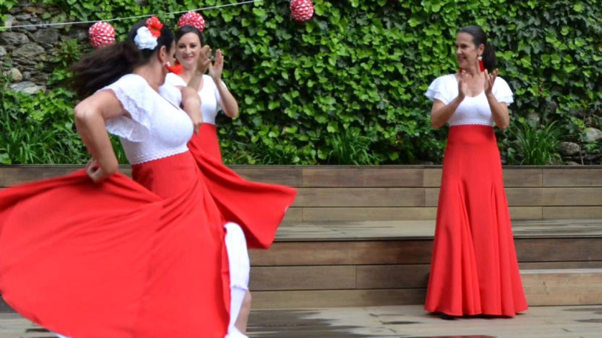 El grup de dansa Alendoy Flamenco Andorra.