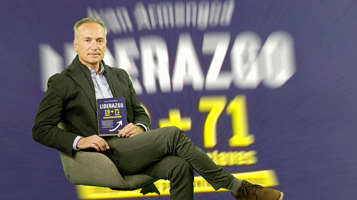Ivan Armengod en la presentació del seu últim llibre
