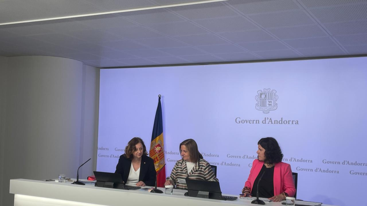 Trini Marín en roda de premsa, aquest matí