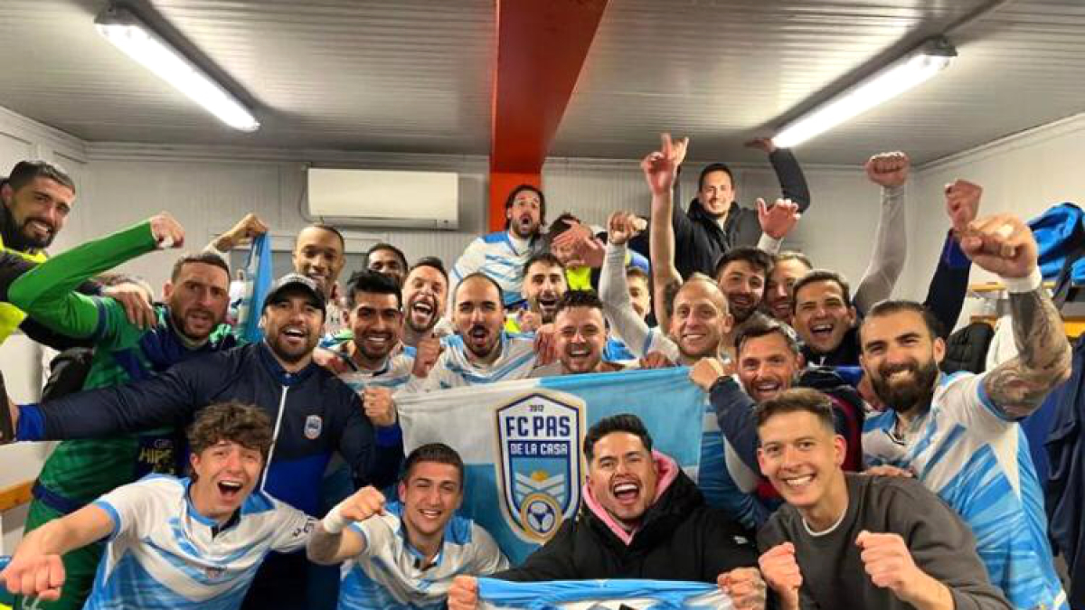 La plantilla va celebrar la classificació per a la final.