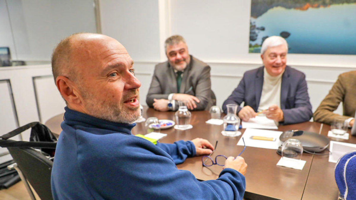 Negociacions entre el sindicat i la patronal al CES.