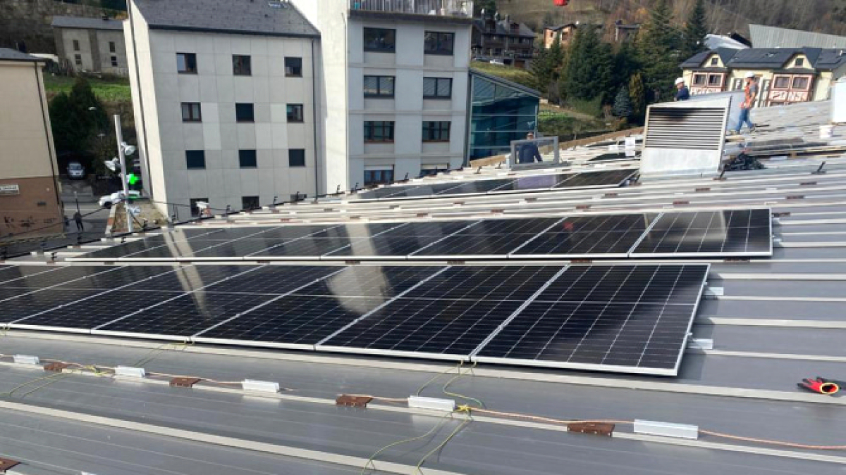 Plaques solars a les Fontetes i la Closeta