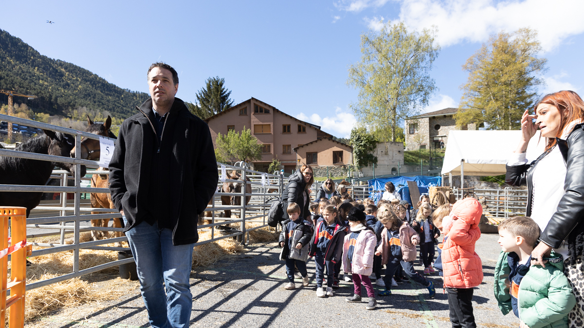 Els infants durant la visita