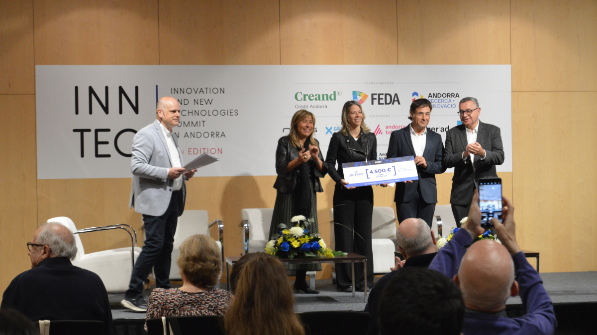 El lliurament de l'ACTINN Awards 2023, atorgat a l'empresa Zeno Quantum