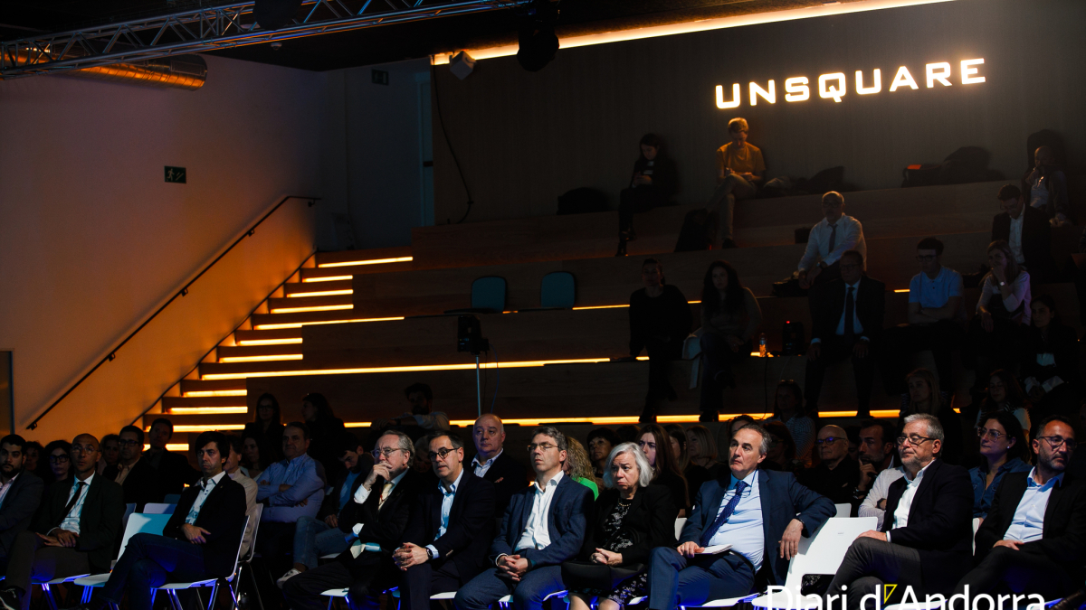 Assistents a la cloenda de la 1ª Jornada sobre Habitatge Andorra